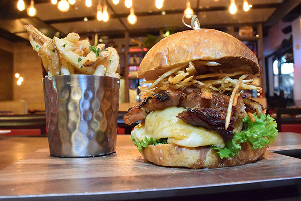 Epic Burger B Square7908