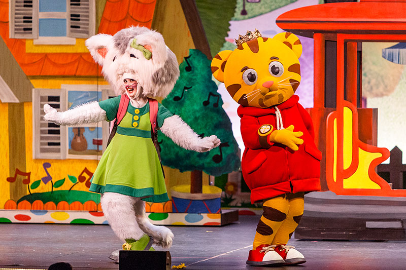 Daniel Tiger’s Neighborhood Live: King For A Day! Comes To The Broward Center 