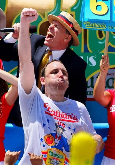 hot dog  monica graff getty