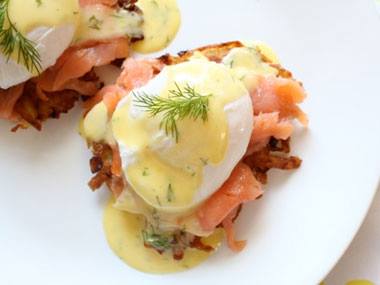 Sunday Brunch at Cafe Maxx
