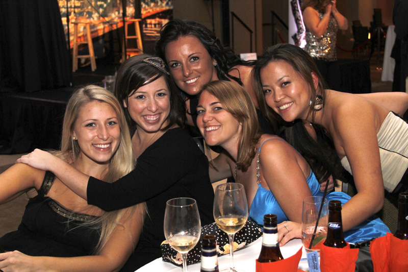 Junior League casino PHOTO3 10-21-11