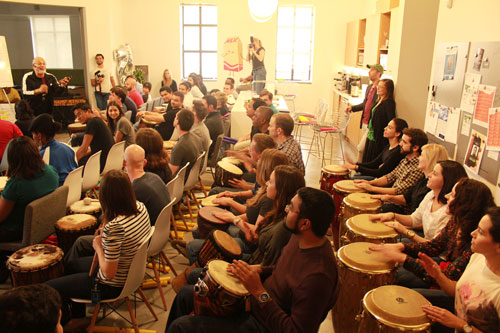 Musician-Willie-Stewart-with-BGT-Partners-Employees-during-Art-in-the-Workplace-workshop